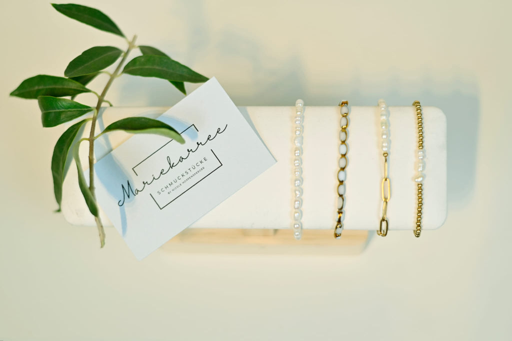 Schmuckset Hals- und Armkette ovale Perlen in gold/weiß