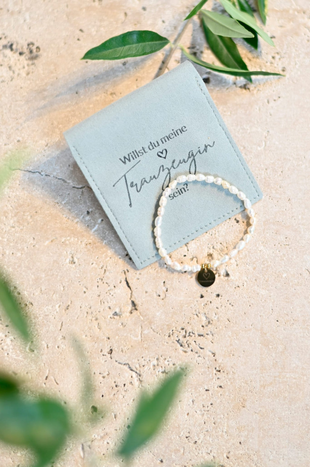 Süßwasserperlen Armband Trauzeugin fragen – Willst du meine Trauzeugin sein? Willst du mein Taufpate/in sein? Geschenkarmband mit Gravur-Plättchen, Perlenarmband Hochzeit