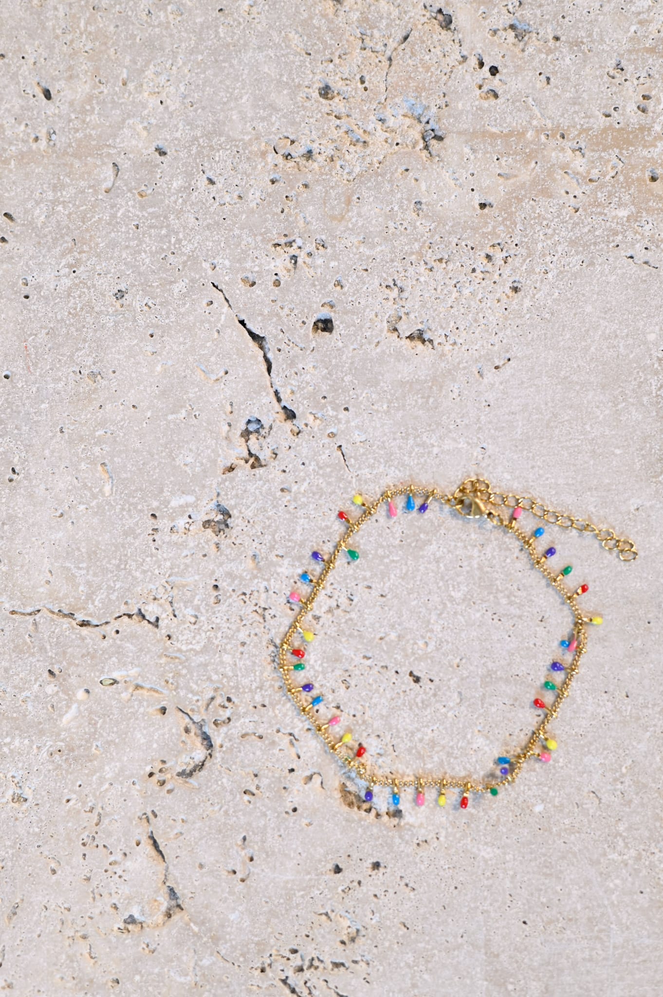 bunte Fußkette - hängende bunte Gliederkette