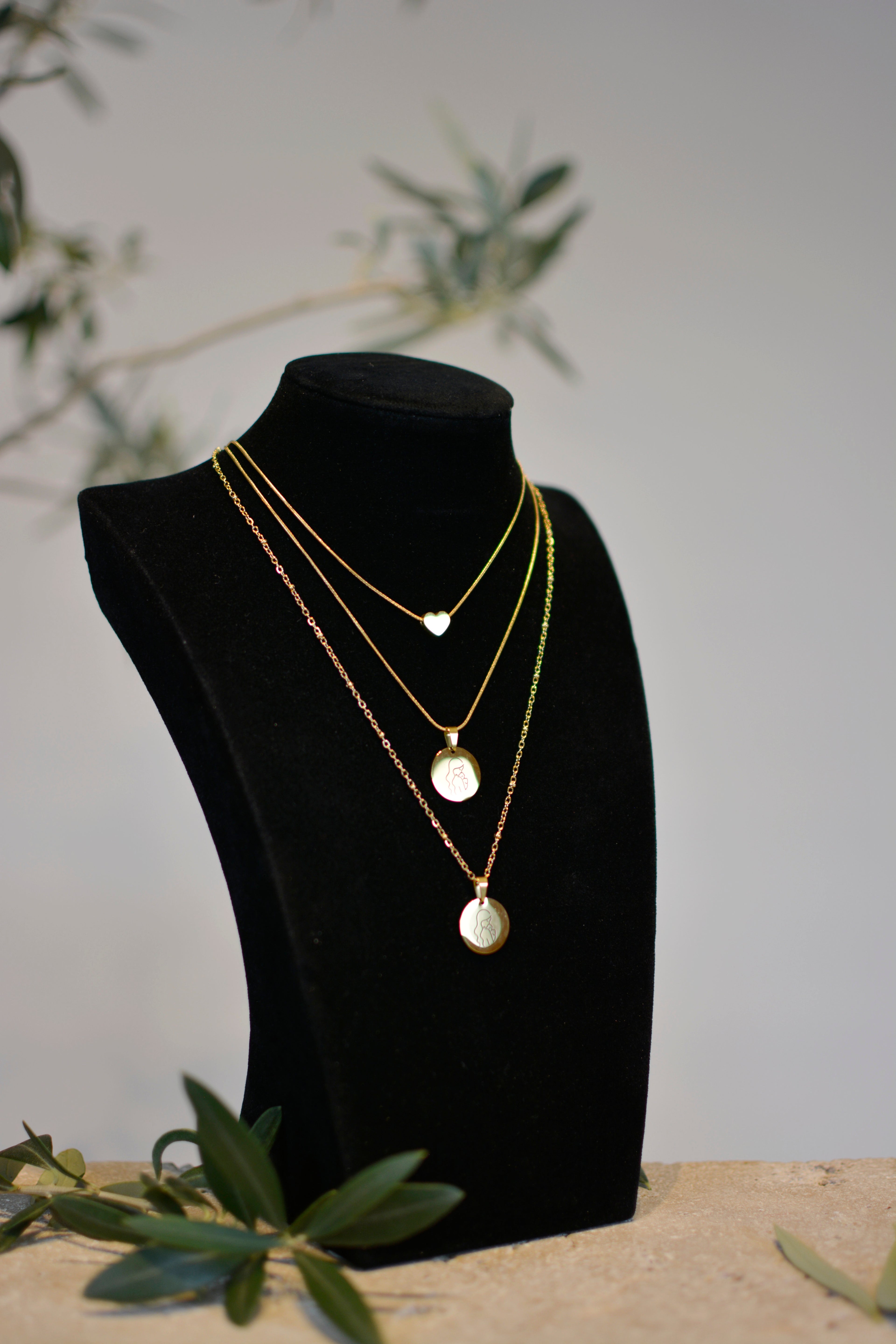 Halskette „Pure Heart“ – Goldene Schlangenkette mit Herz-Slider