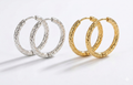 Moderne crushed Creolen - silber und gold