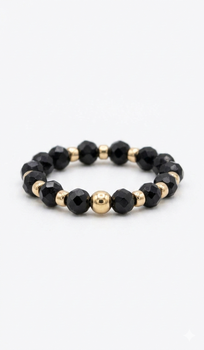Stretch-Ring "Night Sparkle" | Facettierte schwarze Perlen mit Gold-Finish