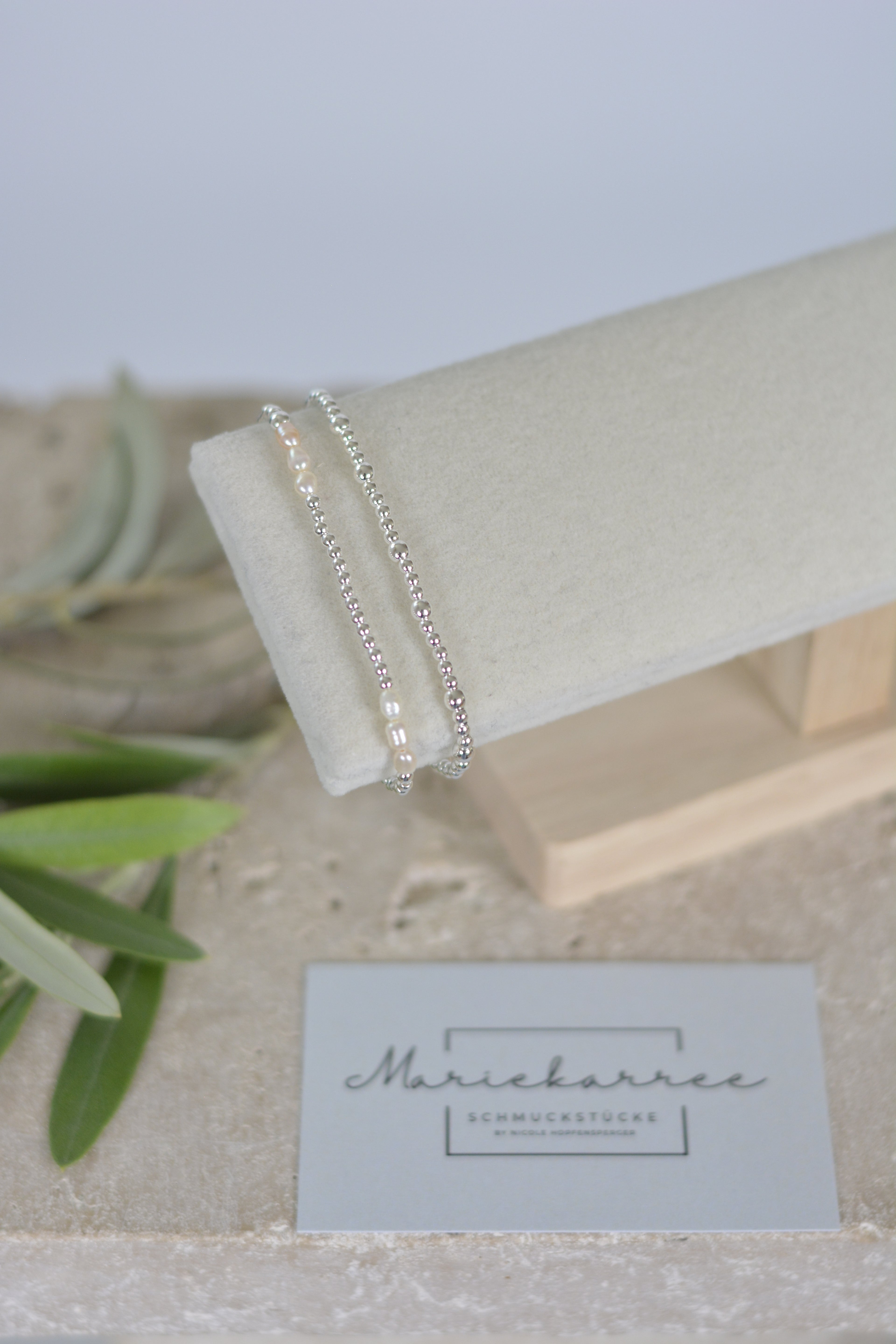 Modern Pearl Bracelet – Hämatit-Perlenarmband silber-glänzend