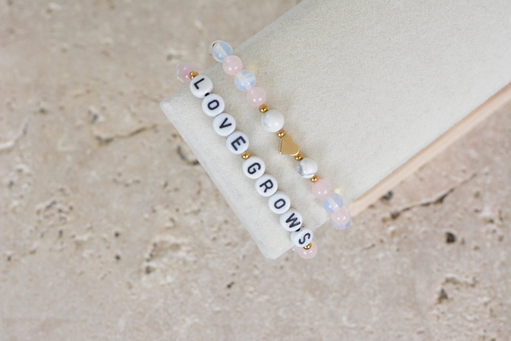 Love Grows Mom to be Armband - Geschenk zur Schwangerschaft