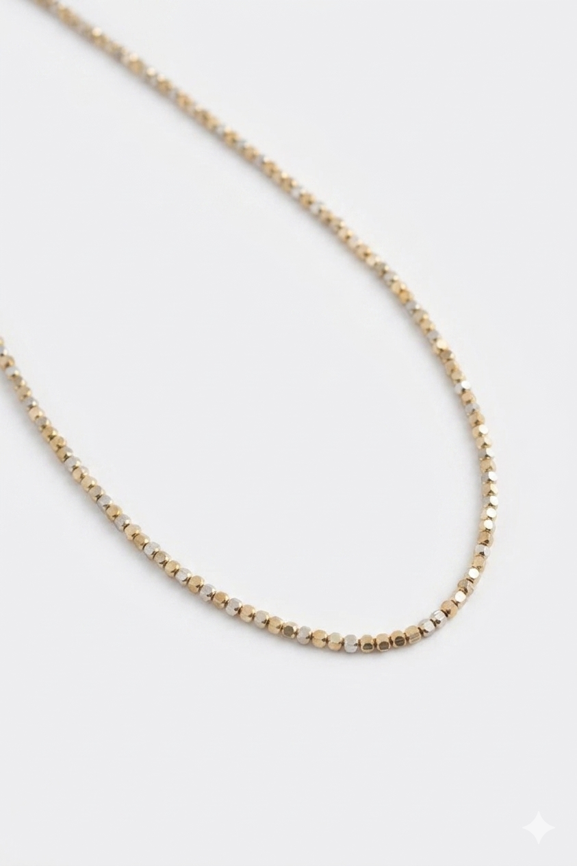 Elegantes Collier aus vergoldeten Hexagon-Elementen (auch in silber verfügbar)
