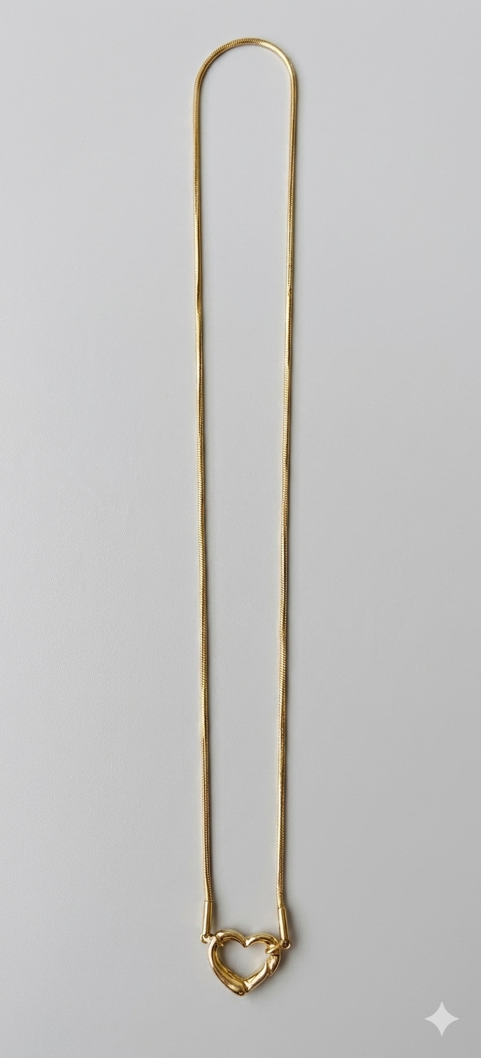 Elegante Schlangenhalskette endlos mit Herz-Karabiner