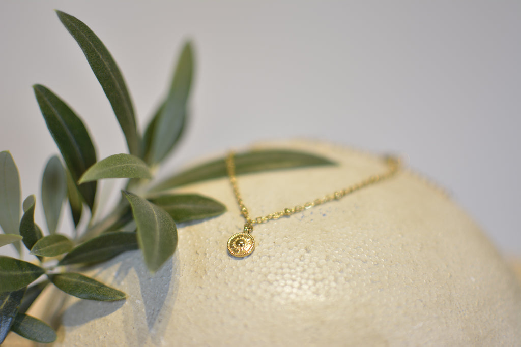 Damen-Armkettchen-Set Gold – Filigrane Talisman-Anhänger
