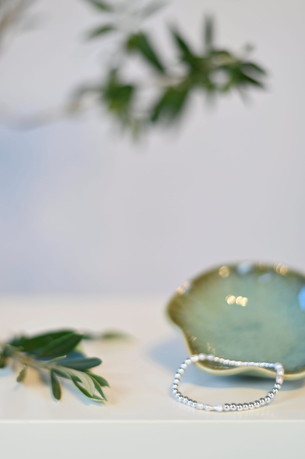 Modern Pearl Bracelet – Hämatit-Perlenarmband silber-glänzend