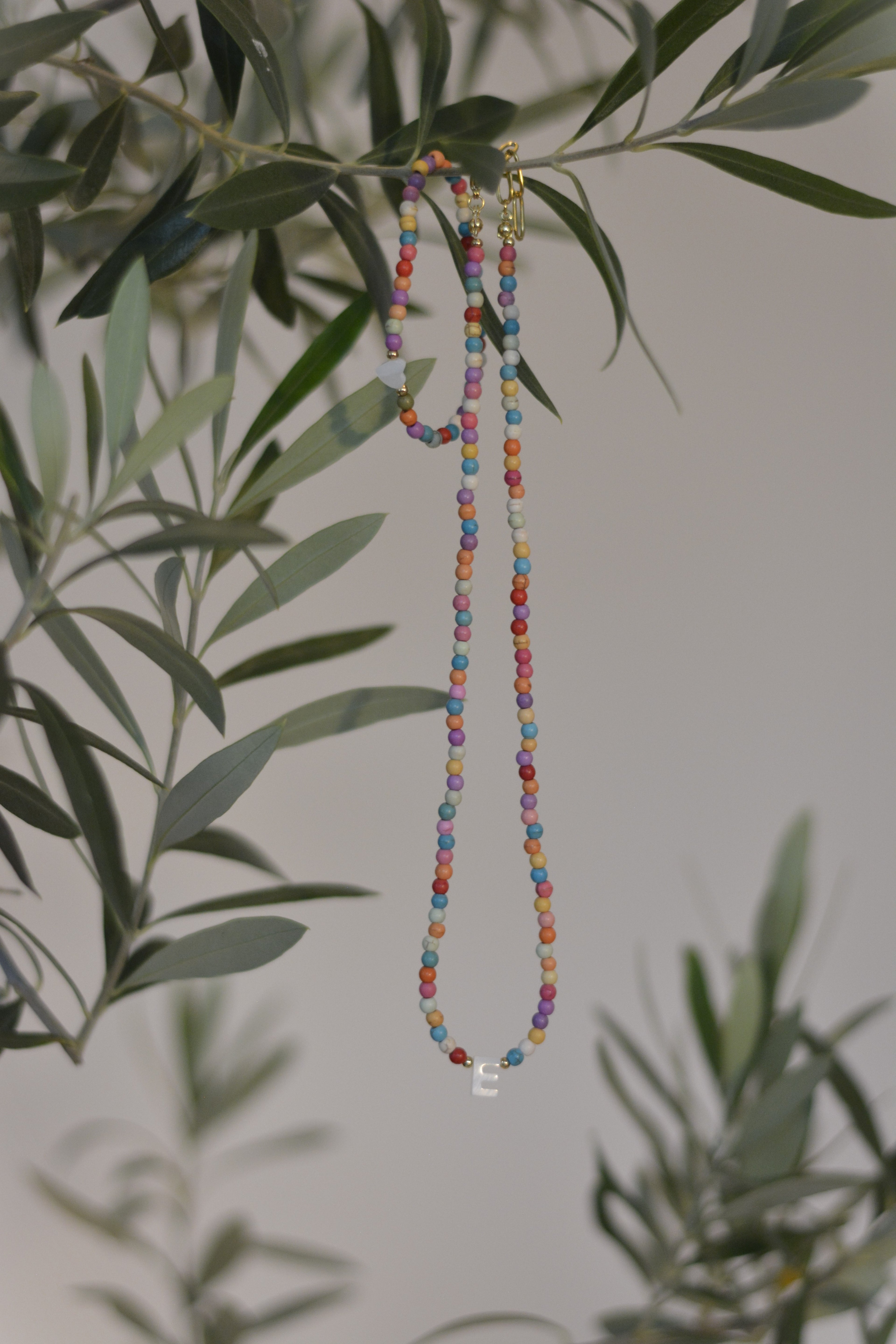 Sommerkette - bunte Steinperlen Initialien