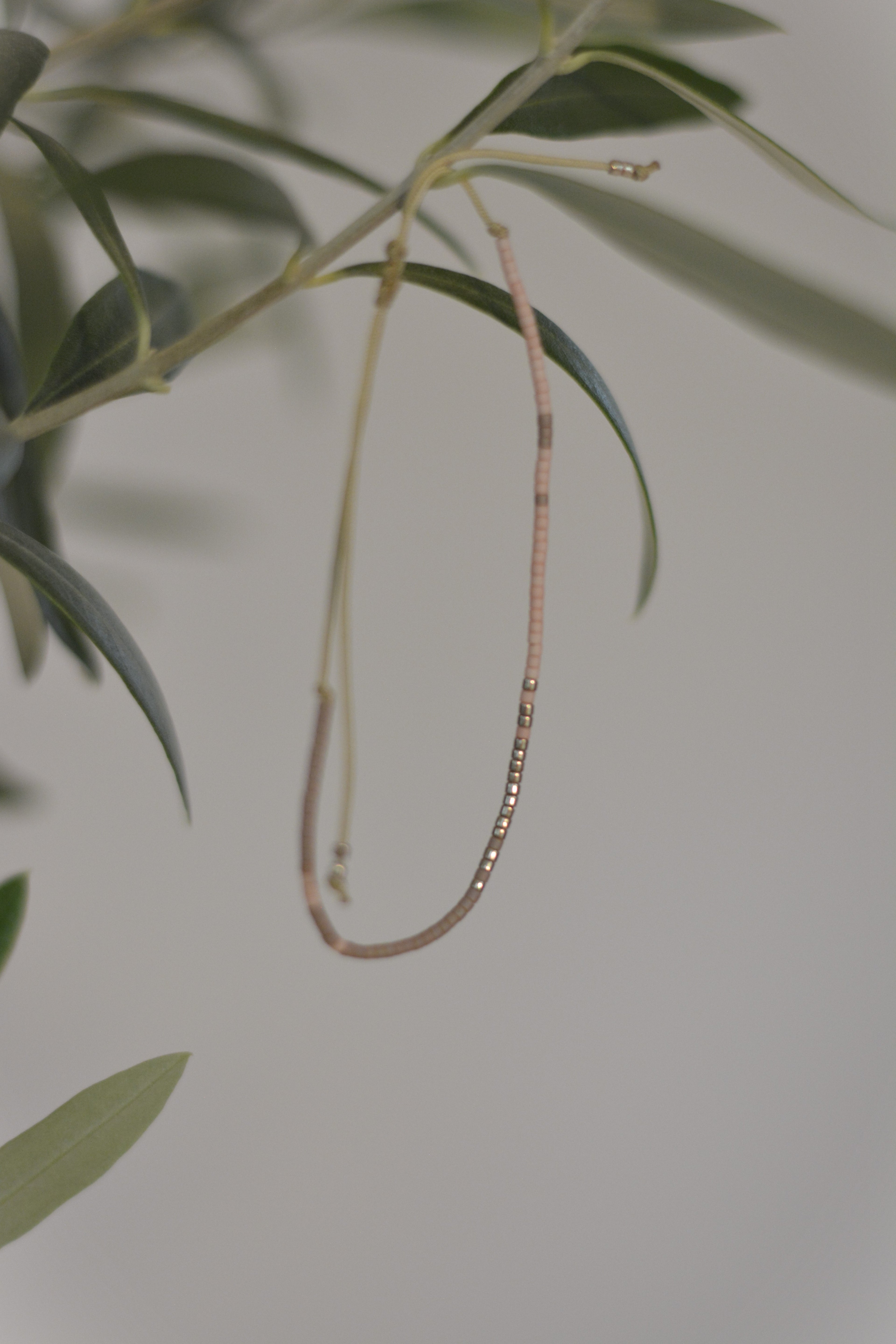 Minimalistisches Miyuki-Armband – Boho-Stil mit Triangel-Muster
