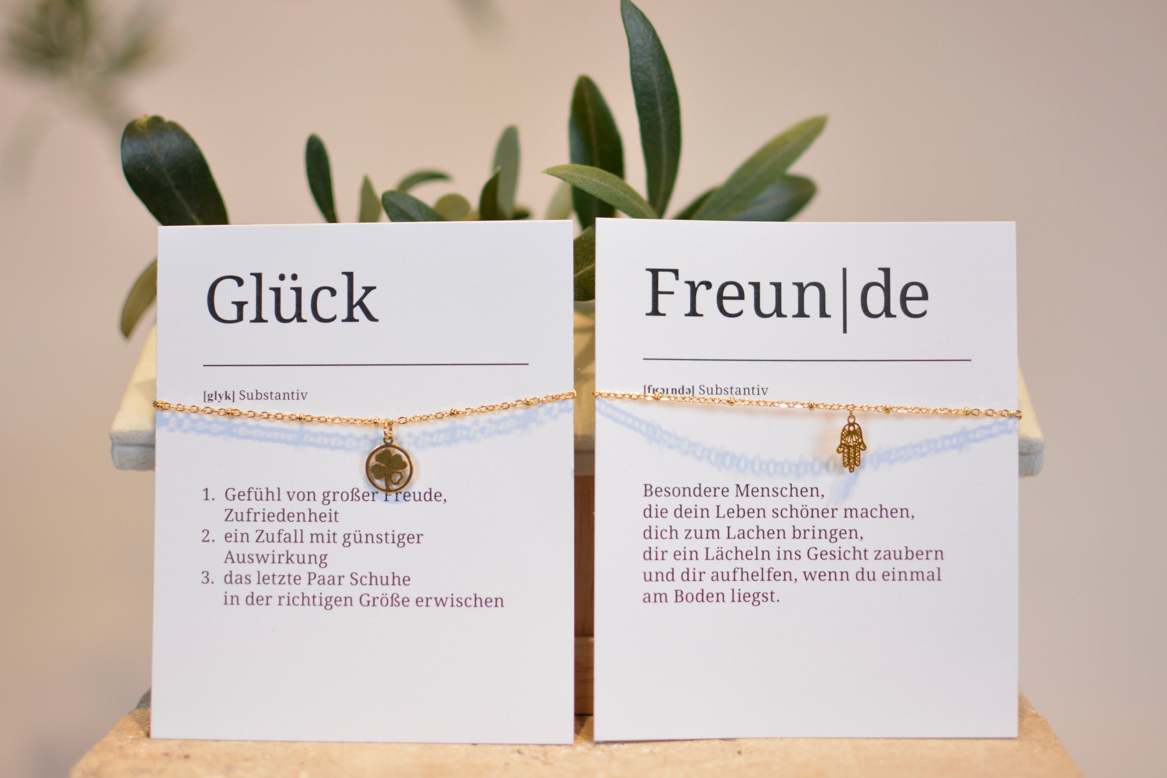 Damen-Armkettchen-Set Gold – Filigrane Talisman-Anhänger