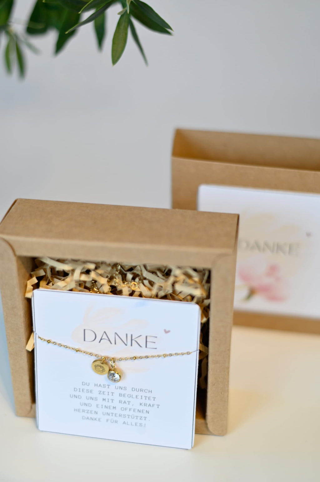Kette - Geschenk für Deine Hebamme - Pfingstrose inkl. Geschenkverpackung