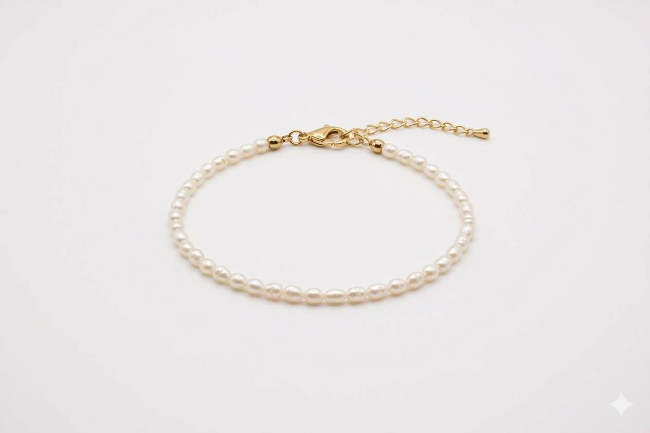 Filigranes Süßwasserperlen-Armband mit Reisperlen