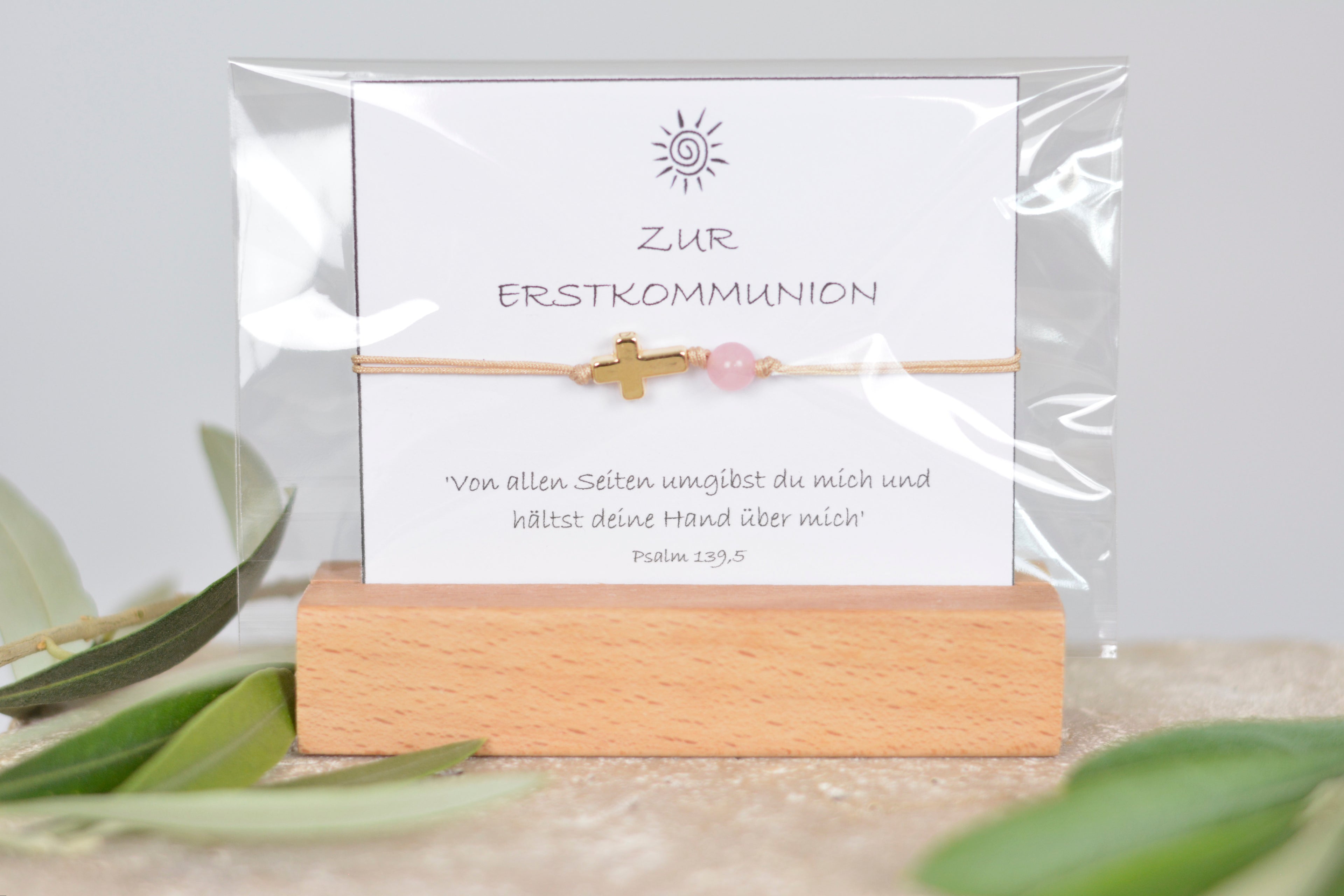 Zartes Nylonband oder Lederband mit Kreuz und Lava- oder Rosenquarzperle Geschenk für Kinder zur Erstkommunion, Konfirmation oder Firmung